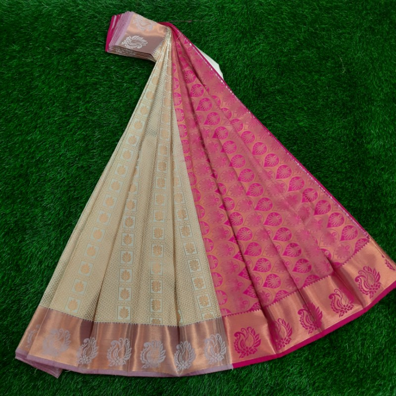 Sandal with deals pink silk saree